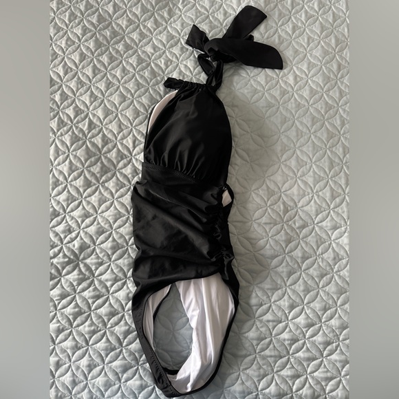 Cupshe one piece swimsuit - Picture 3 of 7